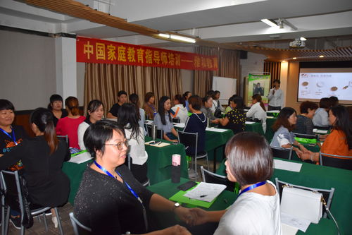 石家庄学幼师学校学费 家庭教育培训价格 河北雅和 培训帮