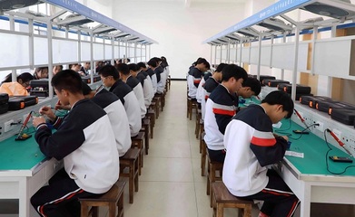 云南富源:“订单式”培养 “零距离”就业