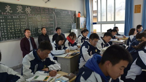 洋县县委副书记彭军亮调研学校教育工作
